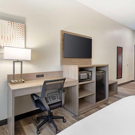 Best Western Of Wise Екстер'єр фото