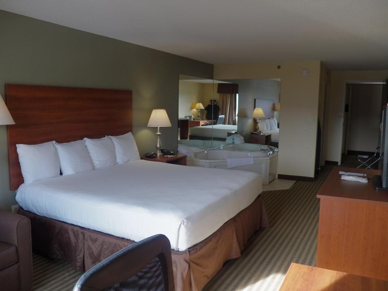 Best Western Of Wise Екстер'єр фото